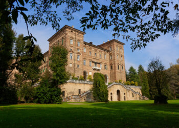 Il castello di Agliè visto dal Parco